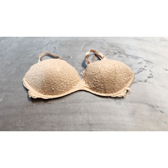 Victoria's Secret Women's 36C Marzipan Sexy Tee Lacie Wireless Push-Up Bra - Picture 1 of 5